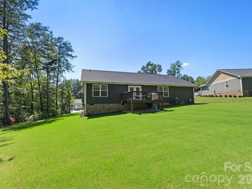 4364 Belmont Drive, Morganton, NC 28655.  MLS# CAR4404546, YatesRealty ID 37454. 