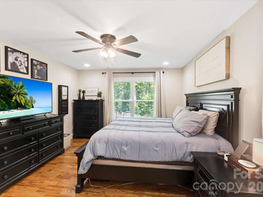 4364 Belmont Drive, Morganton, NC 28655.  MLS# CAR4404546, YatesRealty ID 37454. 