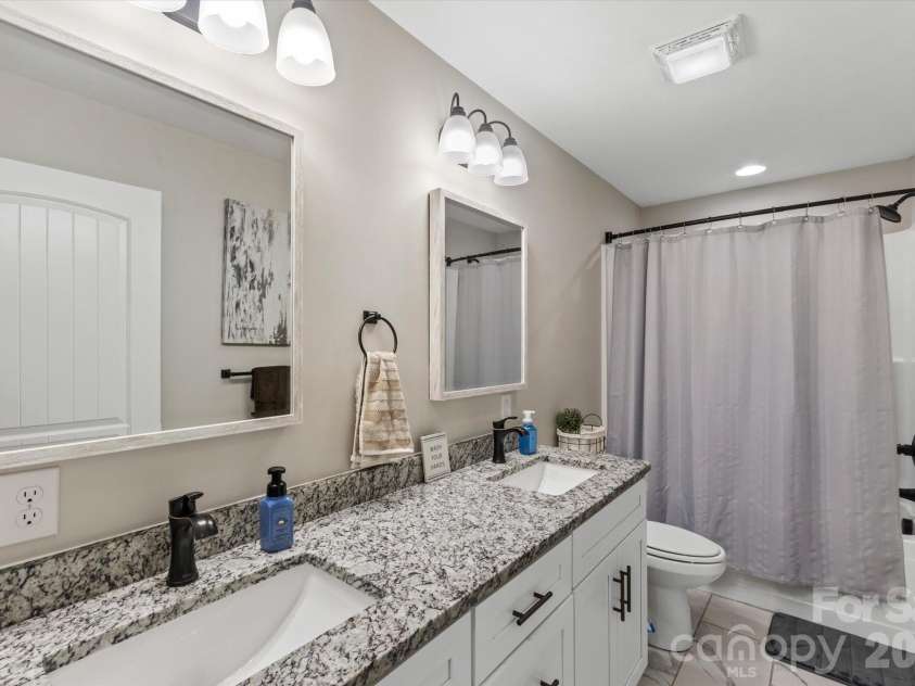 4364 Belmont Drive, Morganton, NC 28655.  MLS# CAR4404546, YatesRealty ID 37454. 