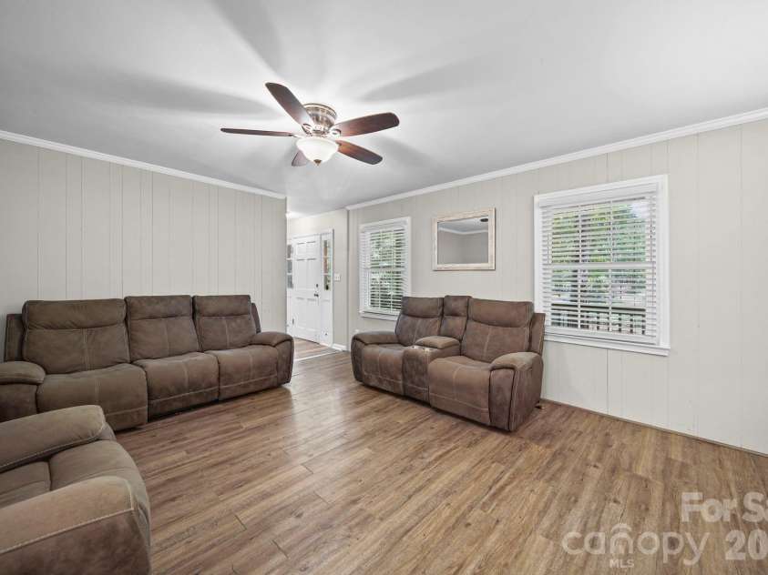 619 Cedarwood Drive, Monroe, NC 28112.  MLS# CAR4404997, YatesRealty ID 37455. 