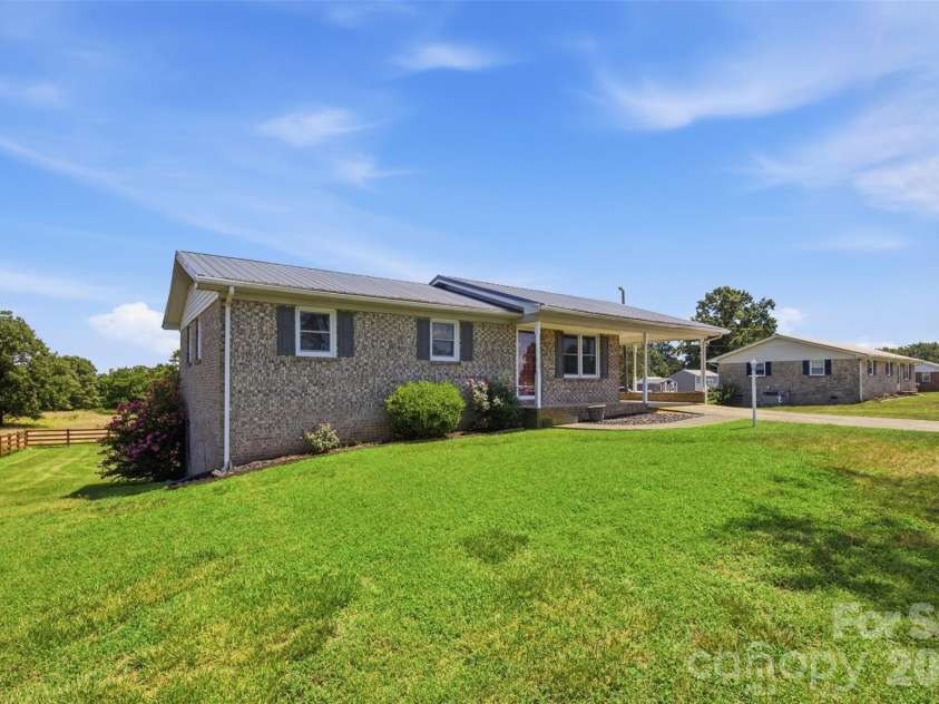 128 Old Hollis Road, Ellenboro, NC 28040.  MLS# CAR4404976, YatesRealty ID 37456. 