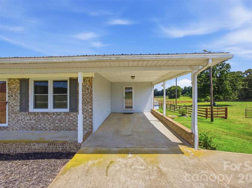 128 Old Hollis Road, Ellenboro, NC 28040.  MLS# CAR4404976, YatesRealty ID 37456. 