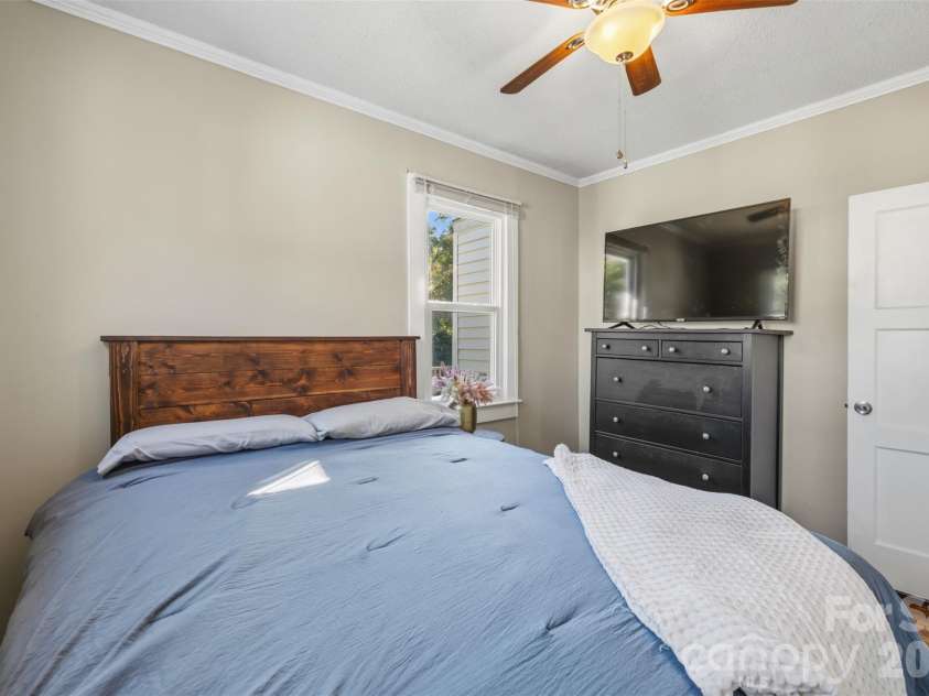 300 Harris Street, Fort Mill, SC 29715.  MLS# CAR4403998, YatesRealty ID 37457. 
