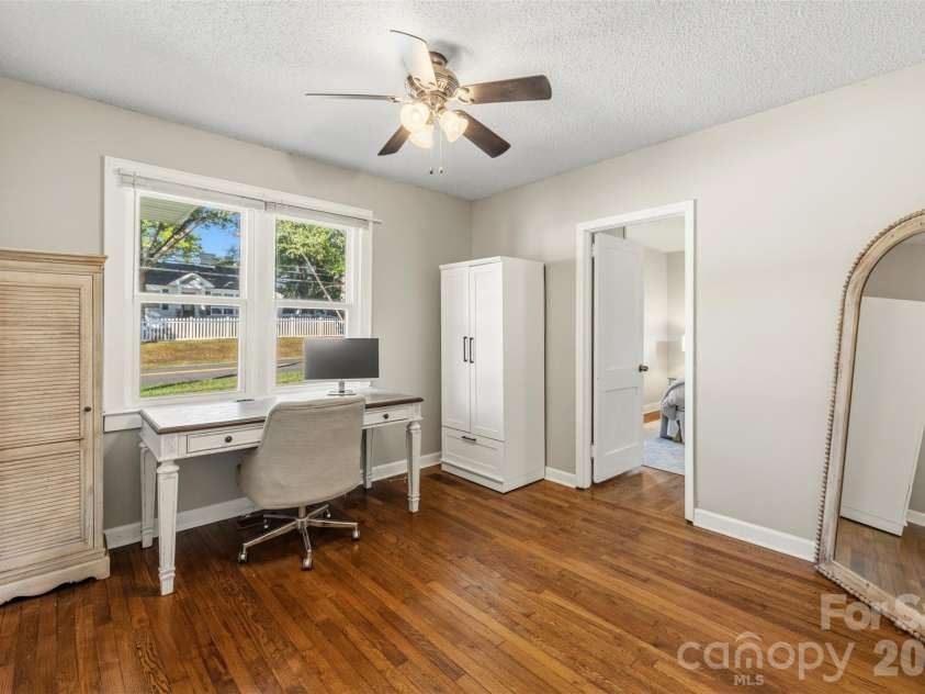 300 Harris Street, Fort Mill, SC 29715.  MLS# CAR4403998, YatesRealty ID 37457. 