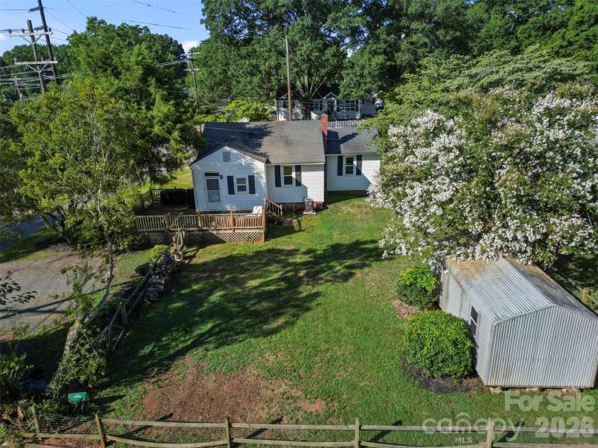 300 Harris Street, Fort Mill, SC 29715.  MLS# CAR4403998, YatesRealty ID 37457. 