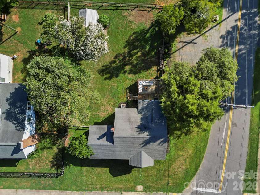 300 Harris Street, Fort Mill, SC 29715.  MLS# CAR4403998, YatesRealty ID 37457. 