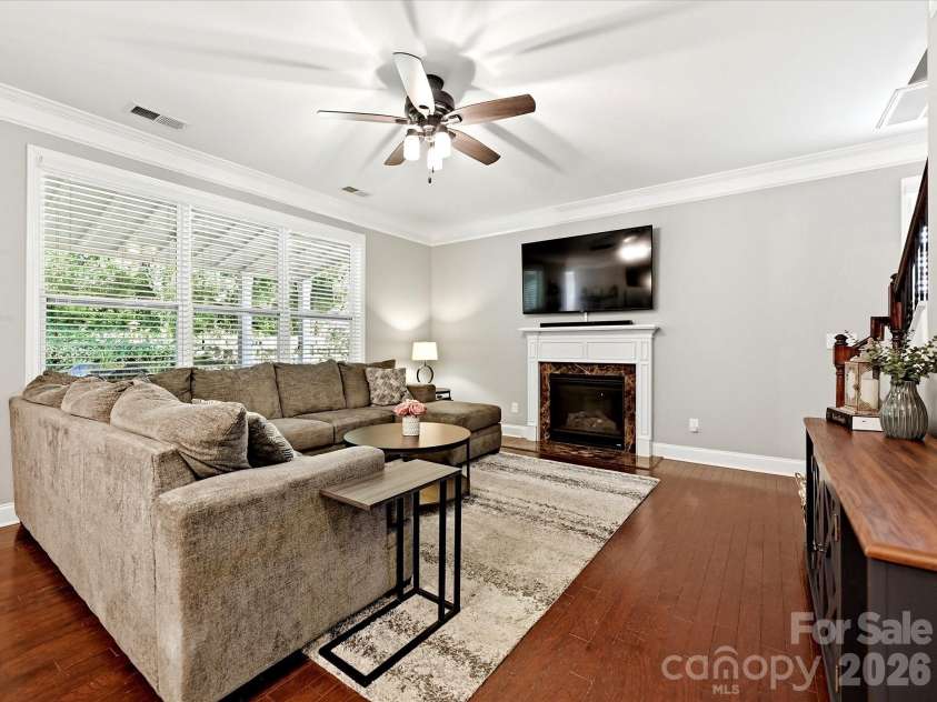 5736 Mcdowell Run Drive, Huntersville, NC 28078.  MLS# CAR4404975, YatesRealty ID 37458. 