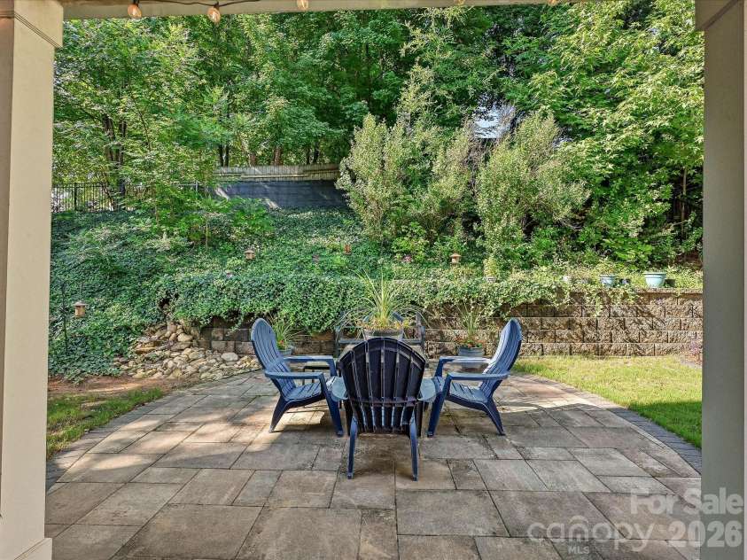 5736 Mcdowell Run Drive, Huntersville, NC 28078.  MLS# CAR4404975, YatesRealty ID 37458. 