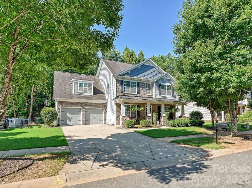 5736 Mcdowell Run Drive, Huntersville, NC 28078.  MLS# CAR4404975, YatesRealty ID 37458. 