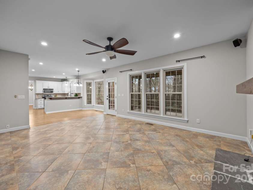 17433 Glassfield Drive, Huntersville, NC 28078.  MLS# CAR4333480, YatesRealty ID 3746. 