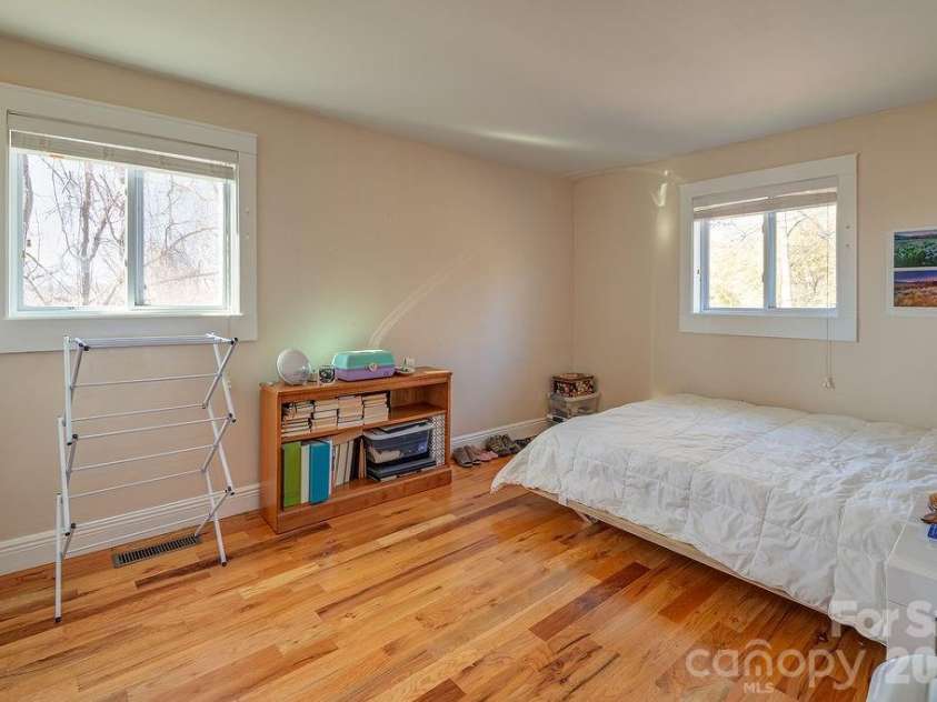 54 Liberty Street, Asheville, NC 28801.  MLS# CAR4336903, YatesRealty ID 3746. 