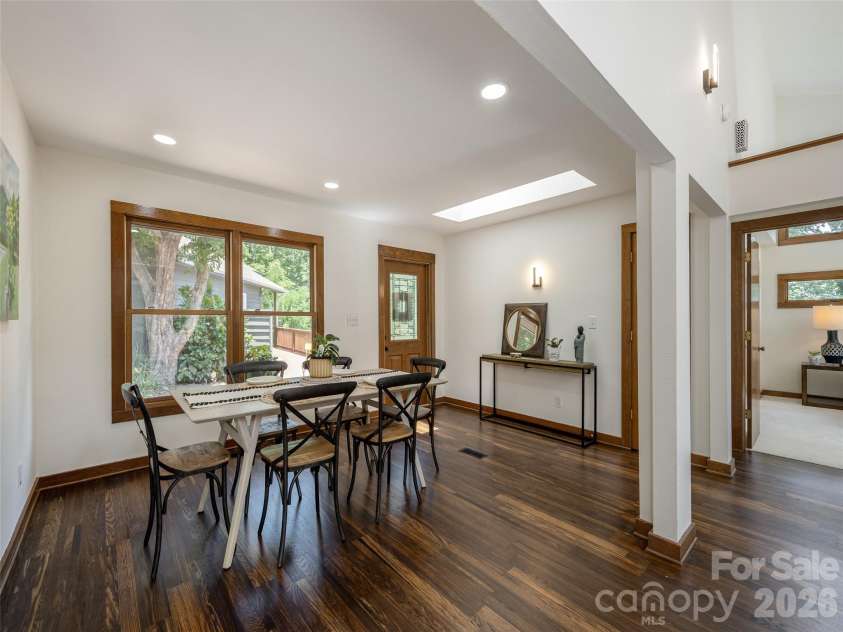 155 Crabapple Lane, Asheville, NC 28804.  MLS# CAR4405050, YatesRealty ID 37460. 