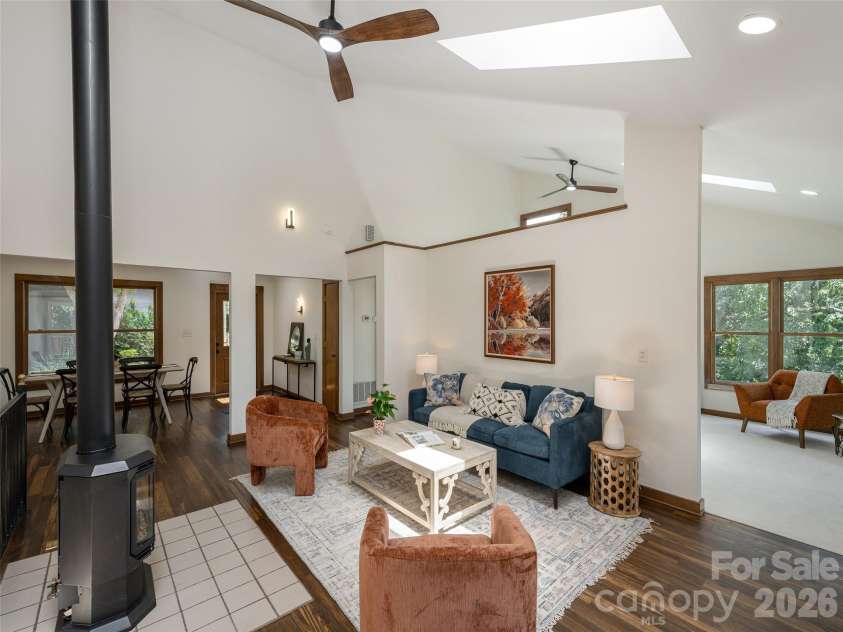 155 Crabapple Lane, Asheville, NC 28804.  MLS# CAR4405050, YatesRealty ID 37460. 