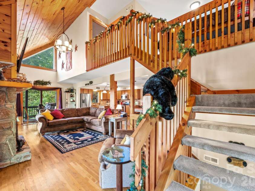 160 Bridle Drive, Maggie Valley, NC 28751.  MLS# CAR4404960, YatesRealty ID 37464. 