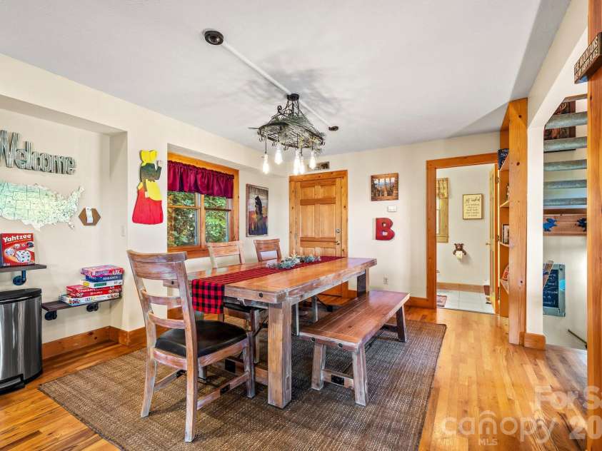 160 Bridle Drive, Maggie Valley, NC 28751.  MLS# CAR4404960, YatesRealty ID 37464. 