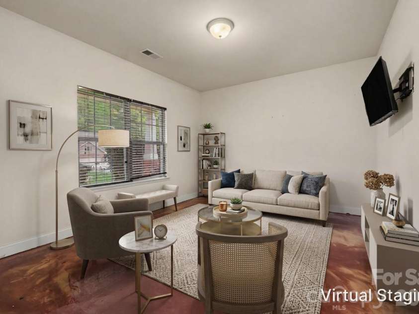 806 Brooke Nicole Place, Charlotte, NC 28213.  MLS# CAR4404624, YatesRealty ID 37466. 