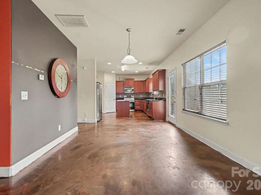 806 Brooke Nicole Place, Charlotte, NC 28213.  MLS# CAR4404624, YatesRealty ID 37466. 