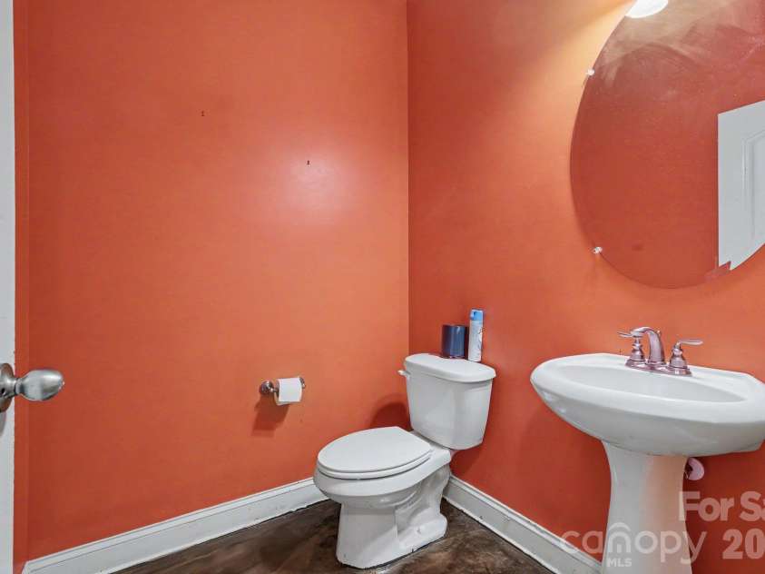 806 Brooke Nicole Place, Charlotte, NC 28213.  MLS# CAR4404624, YatesRealty ID 37466. 