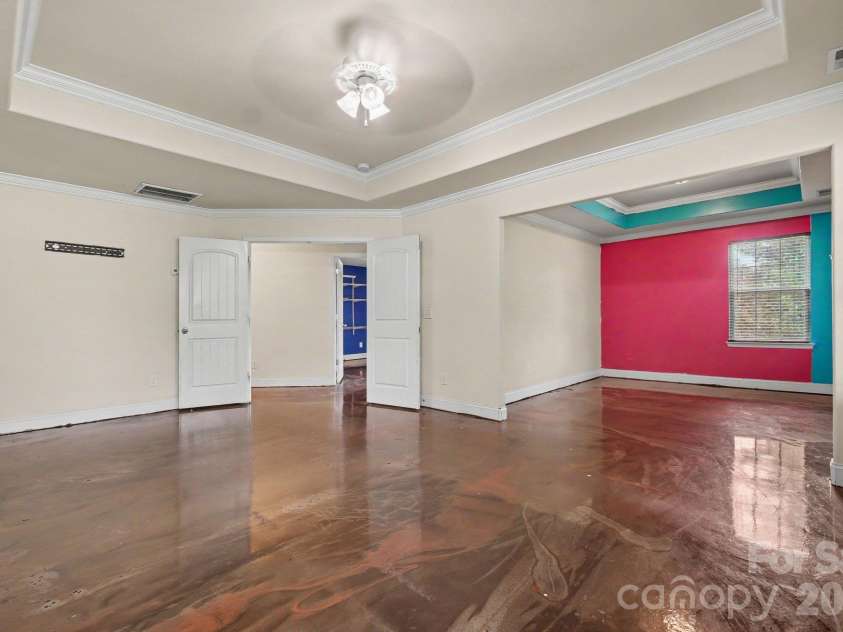 806 Brooke Nicole Place, Charlotte, NC 28213.  MLS# CAR4404624, YatesRealty ID 37466. 