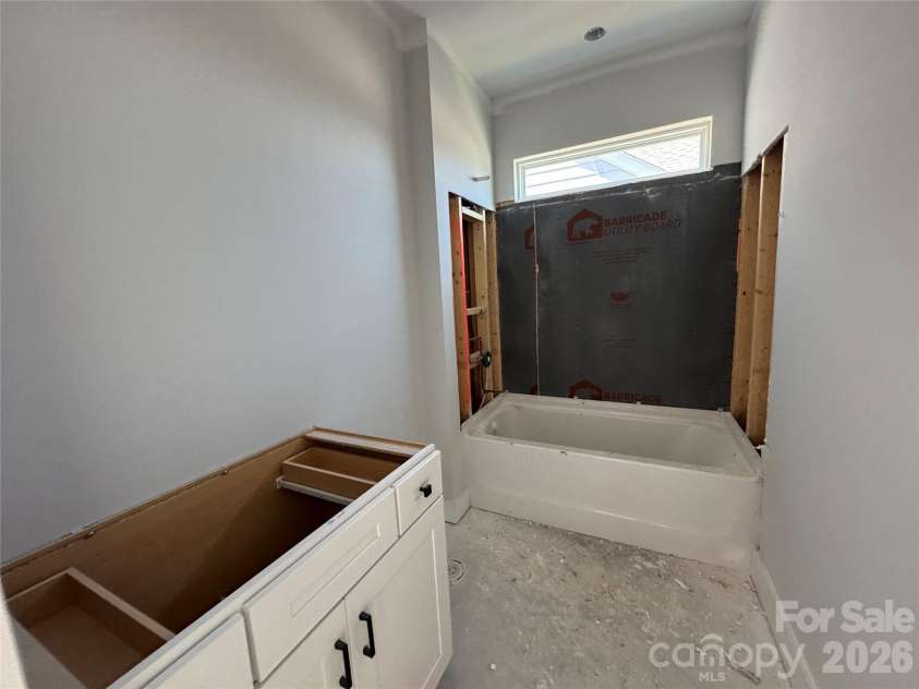 1429 Ardmore Drive, Sherrills Ford, NC 28673.  MLS# CAR4404684, YatesRealty ID 37467. 