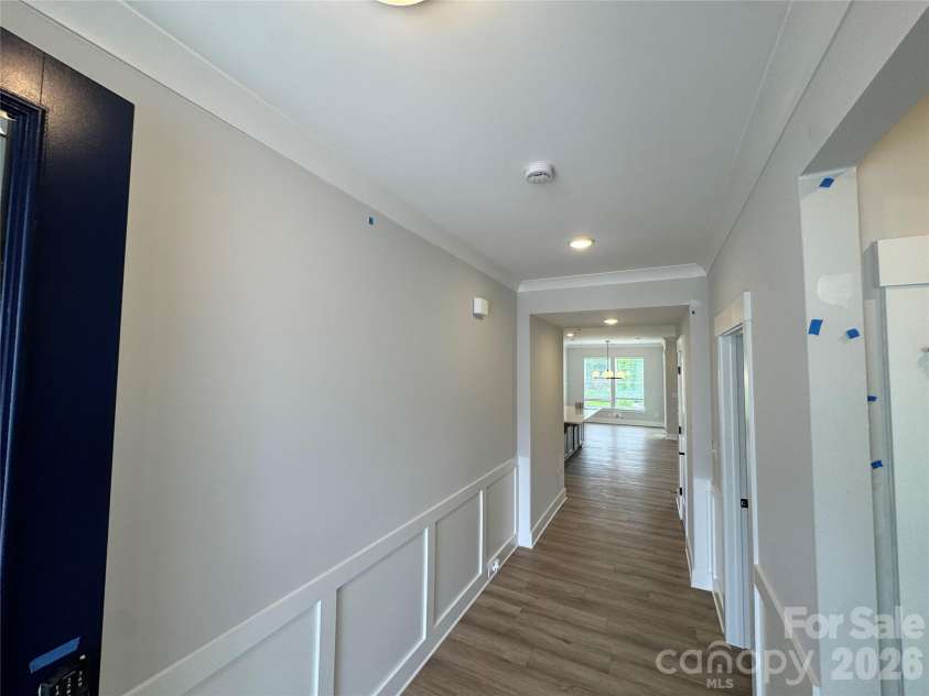 1429 Ardmore Drive, Sherrills Ford, NC 28673.  MLS# CAR4404684, YatesRealty ID 37467. Entryway