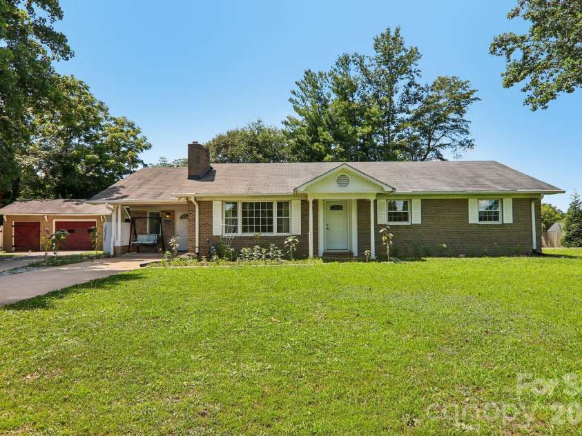 1153 Airport Road, Flat Rock, NC 28731.  MLS# CAR4399497, YatesRealty ID 37469. 