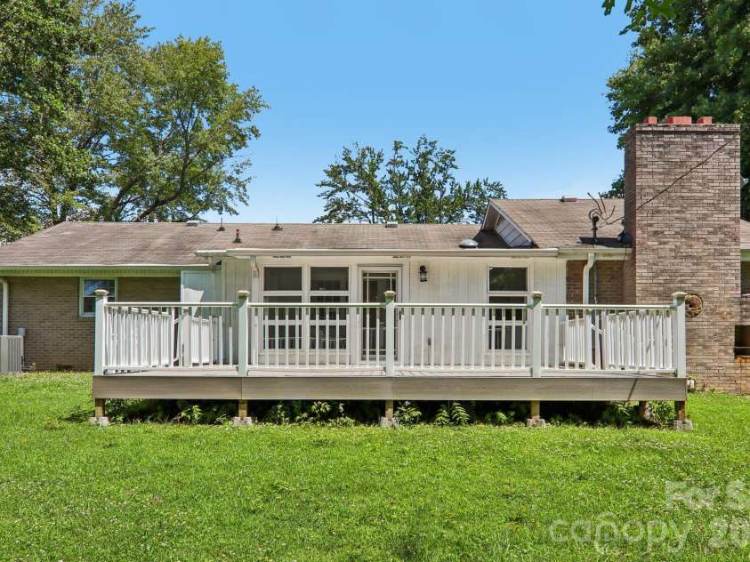 1153 Airport Road, Flat Rock, NC 28731.  MLS# CAR4399497, YatesRealty ID 37469. 