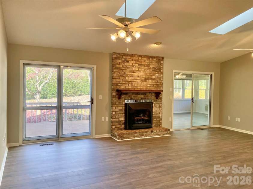 23 St. Andrews Drive, Etowah, NC 28729.  MLS# CAR4248416, YatesRealty ID 3747. 