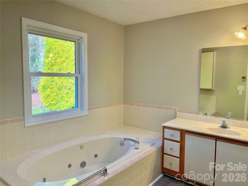 23 St. Andrews Drive, Etowah, NC 28729.  MLS# CAR4248416, YatesRealty ID 3747. 