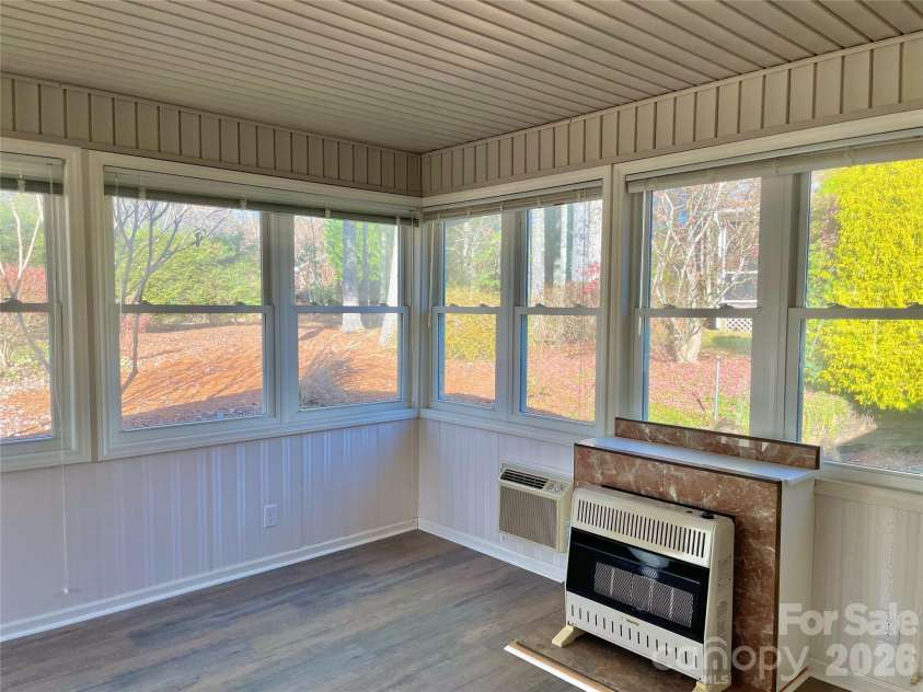 23 St. Andrews Drive, Etowah, NC 28729.  MLS# CAR4248416, YatesRealty ID 3747. 