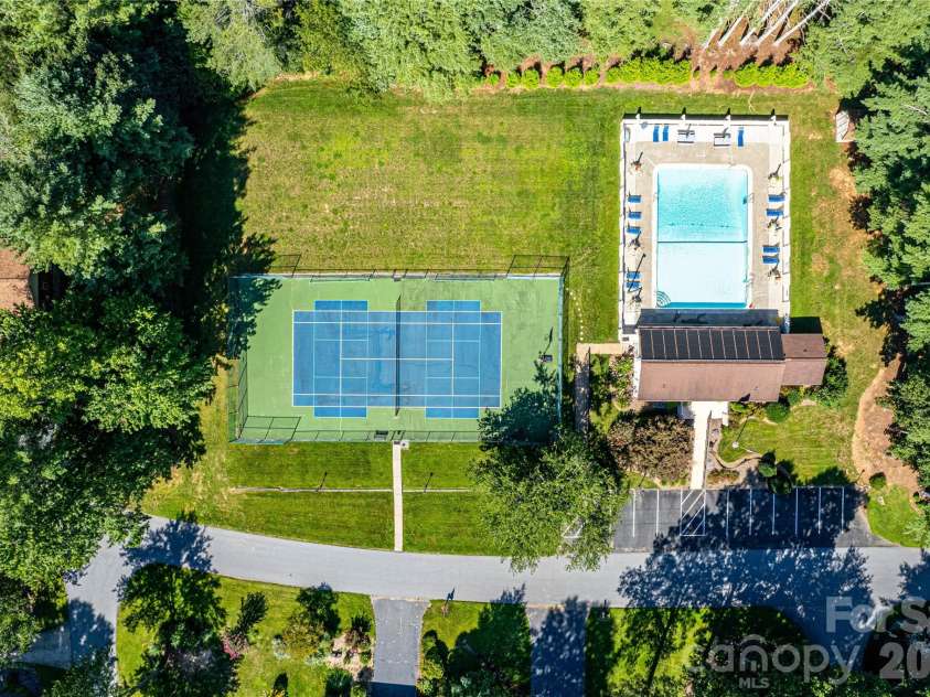 23 St. Andrews Drive, Etowah, NC 28729.  MLS# CAR4248416, YatesRealty ID 3747. 