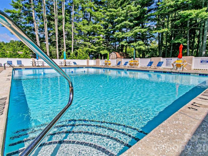 23 St. Andrews Drive, Etowah, NC 28729.  MLS# CAR4248416, YatesRealty ID 3747. 