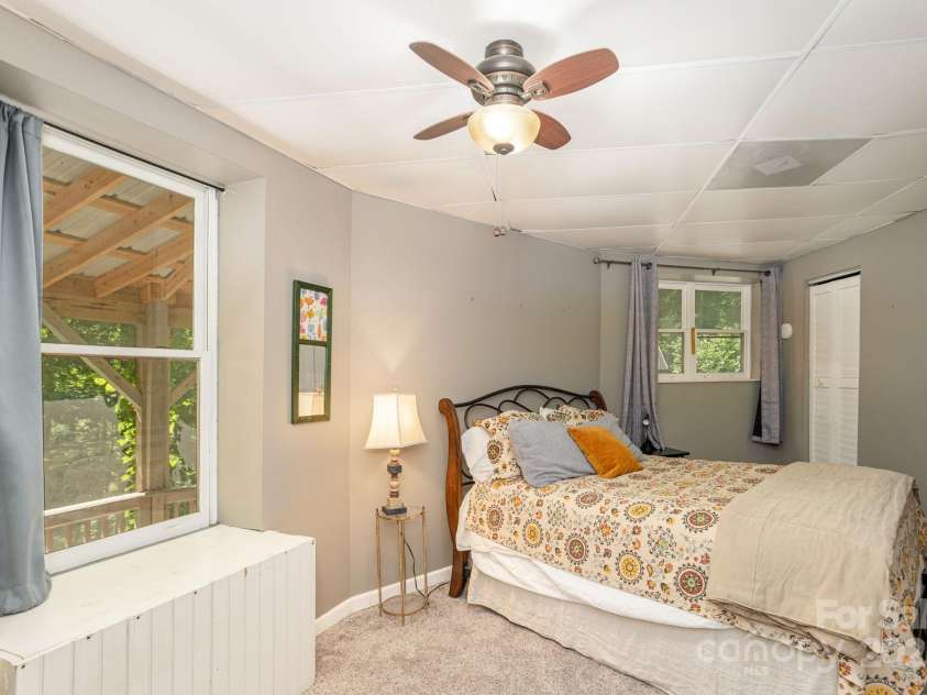 78 Bryant Road, Swannanoa, NC 28778.  MLS# CAR4281860, YatesRealty ID 3747. 