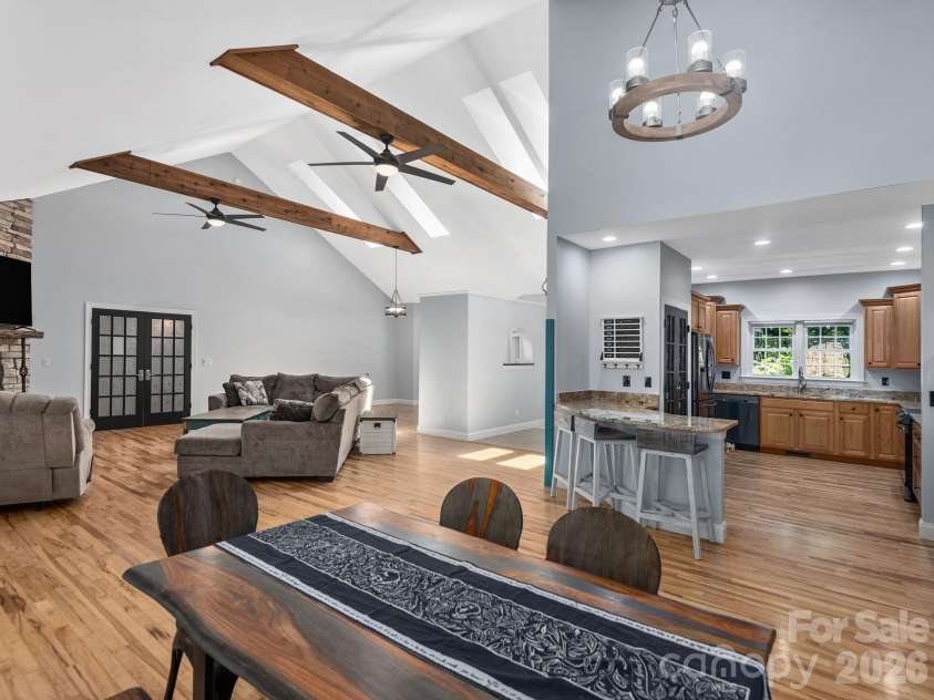 49 Indian Ridge Trail, Hendersonville, NC 28739.  MLS# CAR4401659, YatesRealty ID 37471. 