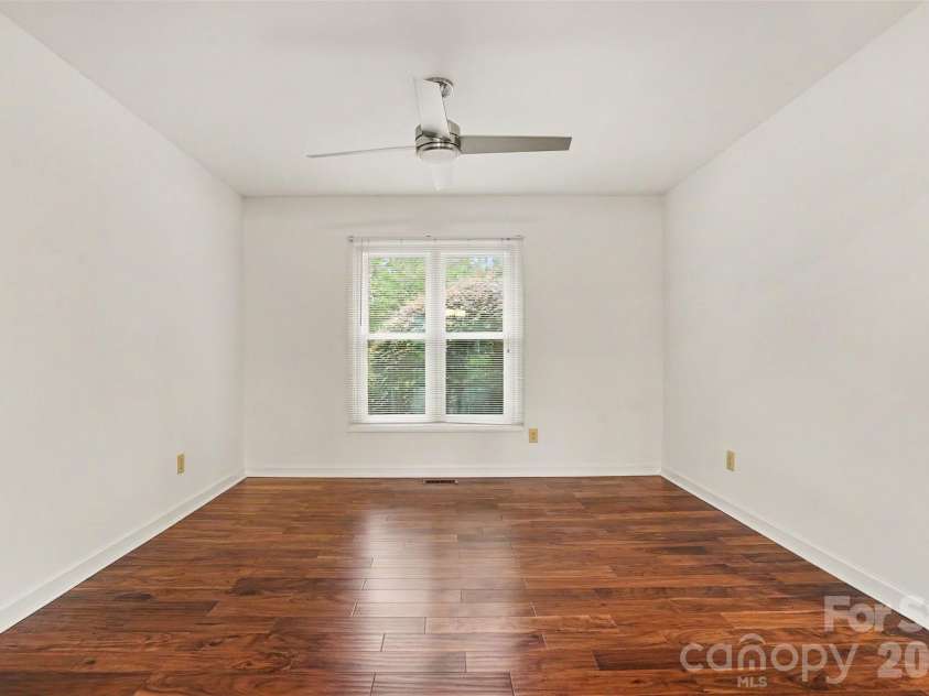 8225 Strawberry Lane, Charlotte, NC 28277.  MLS# CAR4400991, YatesRealty ID 37472. 