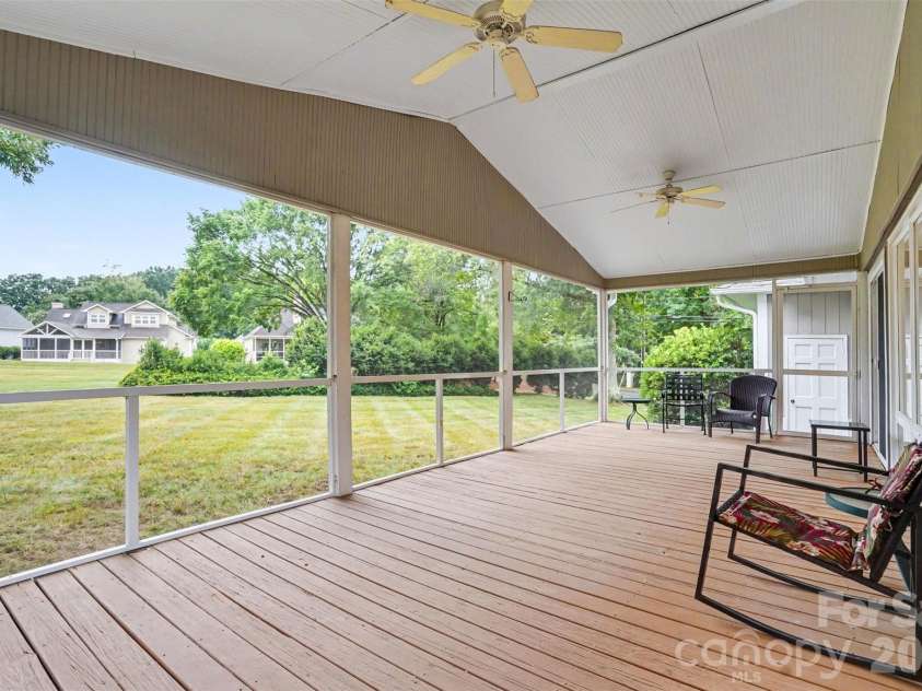 8225 Strawberry Lane, Charlotte, NC 28277.  MLS# CAR4400991, YatesRealty ID 37472. 