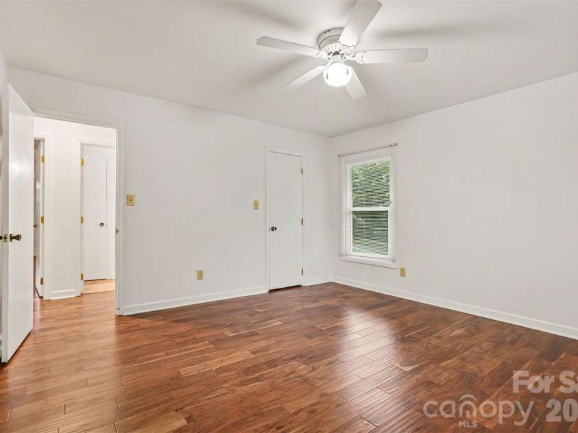 8225 Strawberry Lane, Charlotte, NC 28277.  MLS# CAR4400991, YatesRealty ID 37472. 