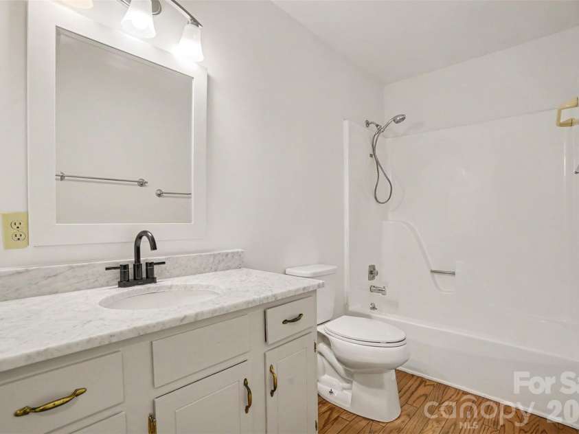 8225 Strawberry Lane, Charlotte, NC 28277.  MLS# CAR4400991, YatesRealty ID 37472. 