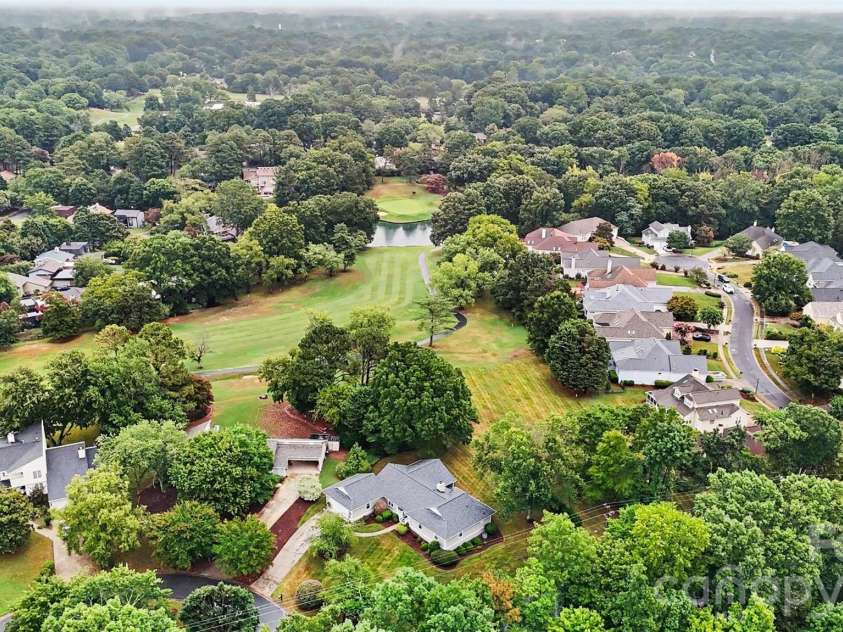 8225 Strawberry Lane, Charlotte, NC 28277.  MLS# CAR4400991, YatesRealty ID 37472. 