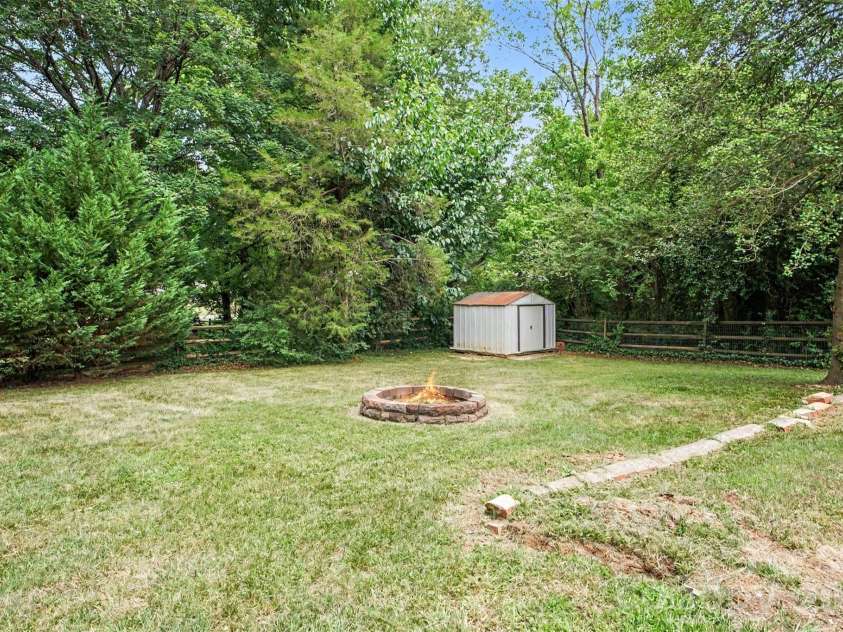 111 Cove Avenue, Mount Holly, NC 28120.  MLS# CAR4389583, YatesRealty ID 37473. 