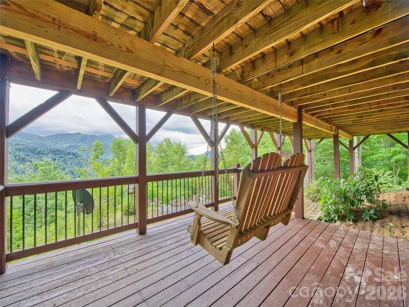 171 Jade Drive, Clyde, NC 28721.  MLS# CAR4404580, YatesRealty ID 37474. 