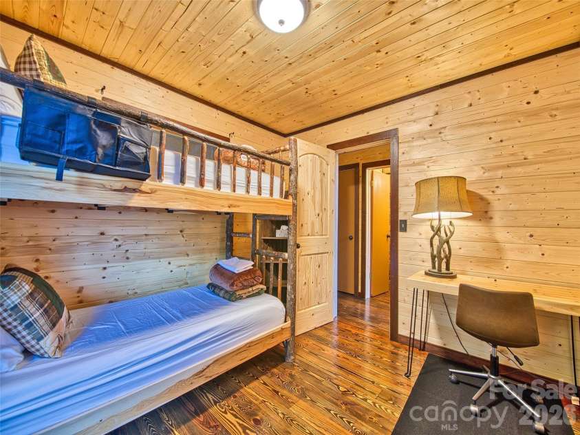171 Jade Drive, Clyde, NC 28721.  MLS# CAR4404580, YatesRealty ID 37474. 