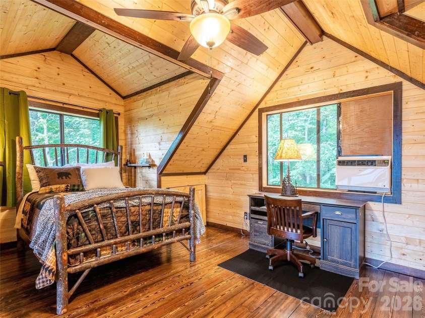 171 Jade Drive, Clyde, NC 28721.  MLS# CAR4404580, YatesRealty ID 37474. 