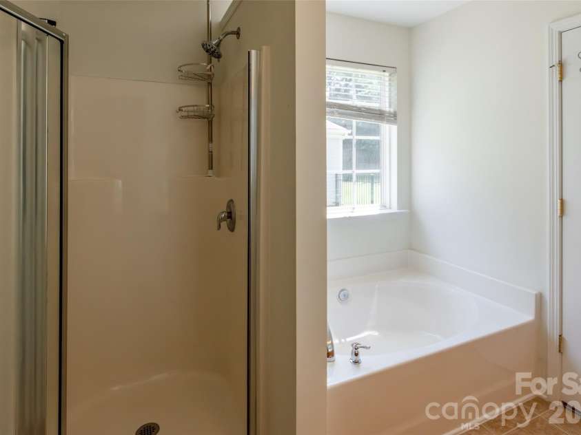 1738 Lillywood Lane, Fort Mill, SC 29707.  MLS# CAR4404650, YatesRealty ID 37476. 