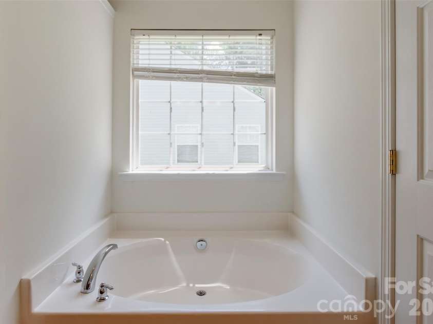 1738 Lillywood Lane, Fort Mill, SC 29707.  MLS# CAR4404650, YatesRealty ID 37476. 