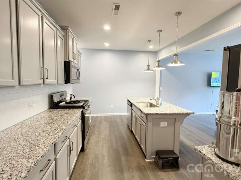 7505 Hartsfield Drive, Lancaster, SC 29720.  MLS# CAR4403879, YatesRealty ID 37478. 