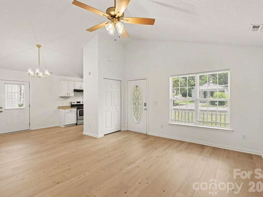 317 Baker Street, Rock Hill, SC 29730.  MLS# CAR4404927, YatesRealty ID 37479. 