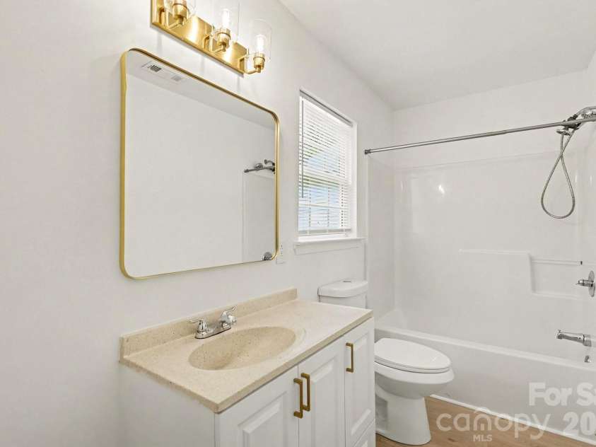 317 Baker Street, Rock Hill, SC 29730.  MLS# CAR4404927, YatesRealty ID 37479. 