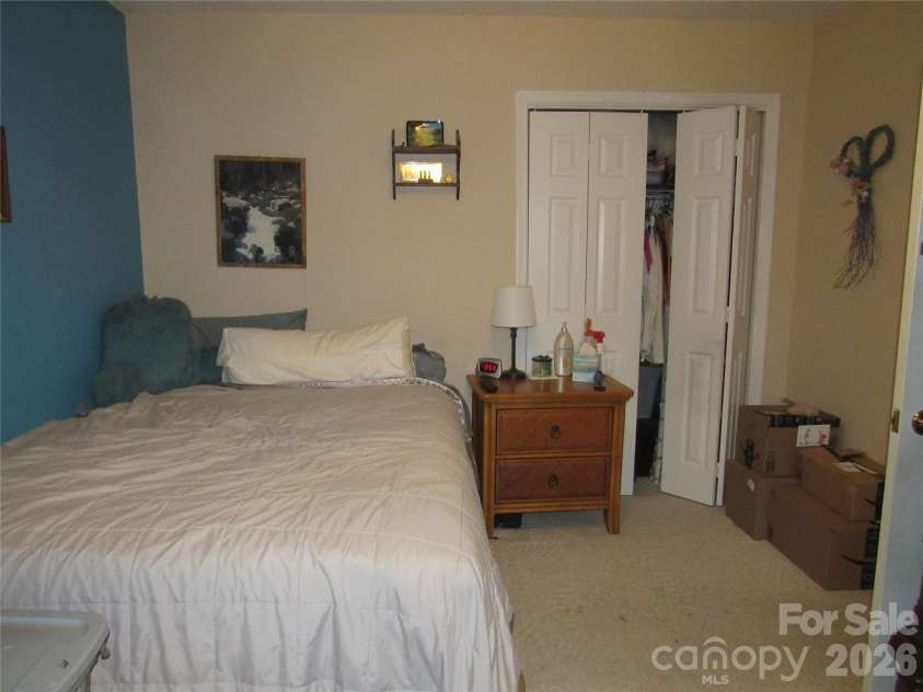 19 Westminster Drive, Asheville, NC 28804.  MLS# CAR4331483, YatesRealty ID 3748. 