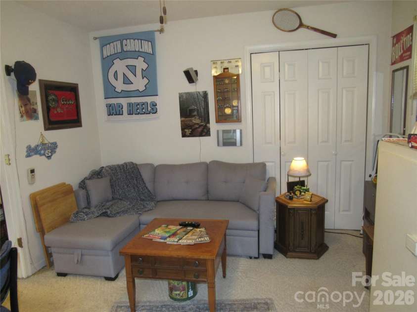 19 Westminster Drive, Asheville, NC 28804.  MLS# CAR4331483, YatesRealty ID 3748. 